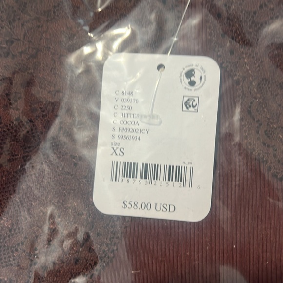 Free people intimately power play Cami bittersweet - Picture 4 of 6